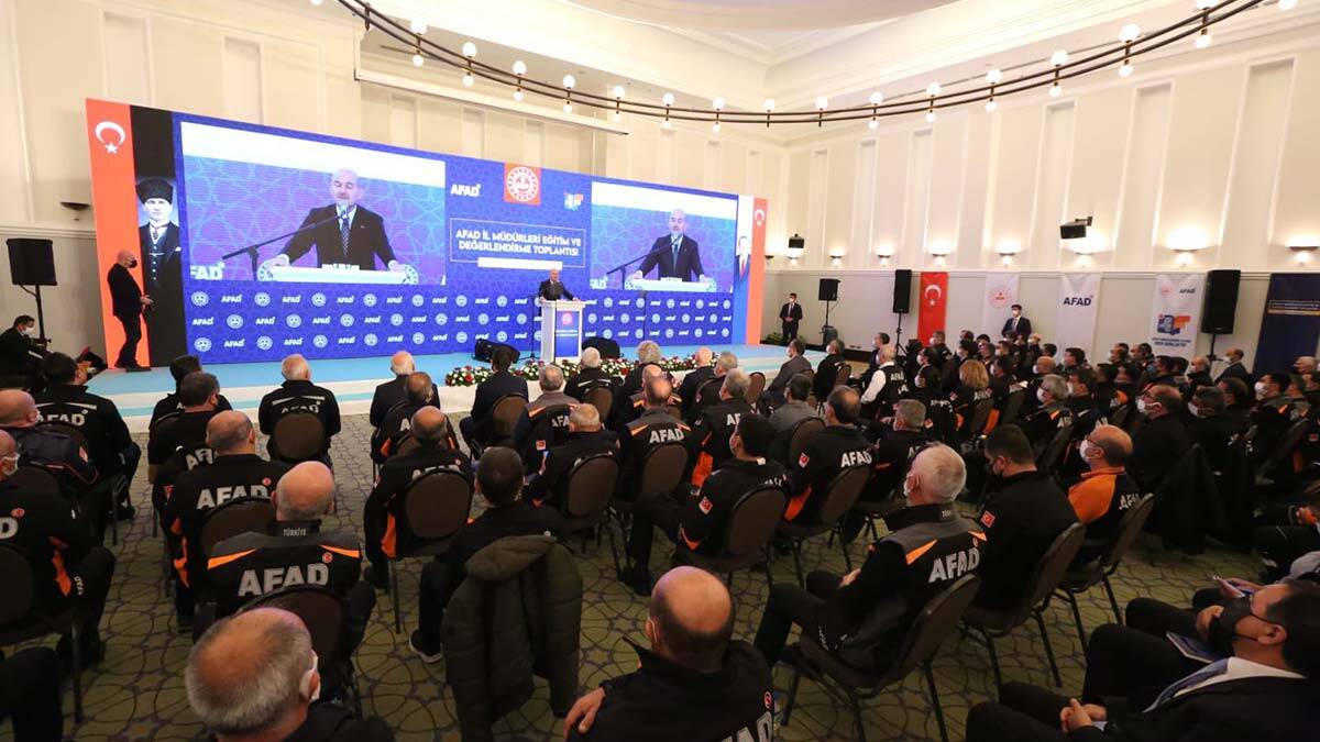 " Dünyanın birçok mazlum ve mağdur bölgesine, her yere uzanan güçlü bir Türkiye fotoğrafını, güçlü bir Türkiye anlayışını ortaya koydunuz "