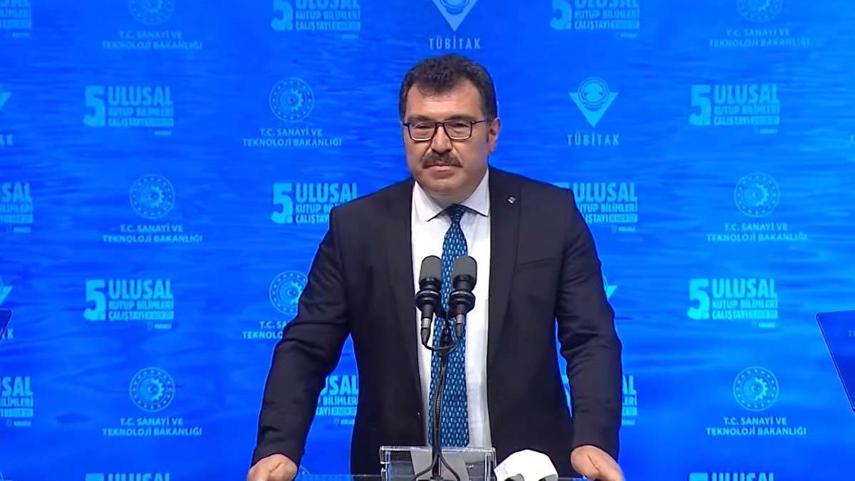 " Kutup araştırmalarında, konunun bilimsel boyutuyla yaklaşmak ve bugün için konuyu nasıl değerlendirmemiz gerektiği önemli"