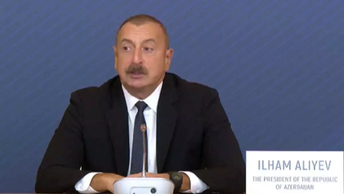 "kurtardığımız topraklarda tam bir yıkım gördük. İşgal yıllarında yıkmadıkları tek bir bina bile kalmamıştı "