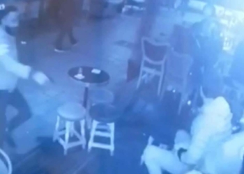 Bara alınmayan kişi korumayı vurdu