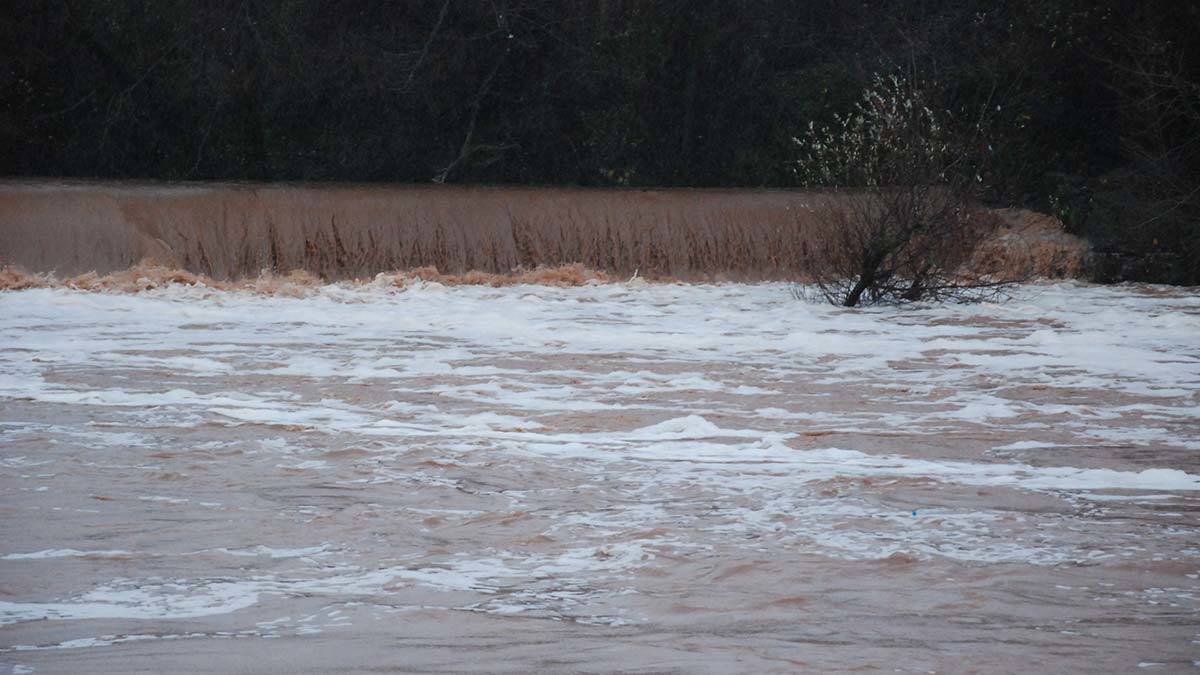 "Irmağımızın bu şekilde kirlenmesi bizleri de üzüyor"