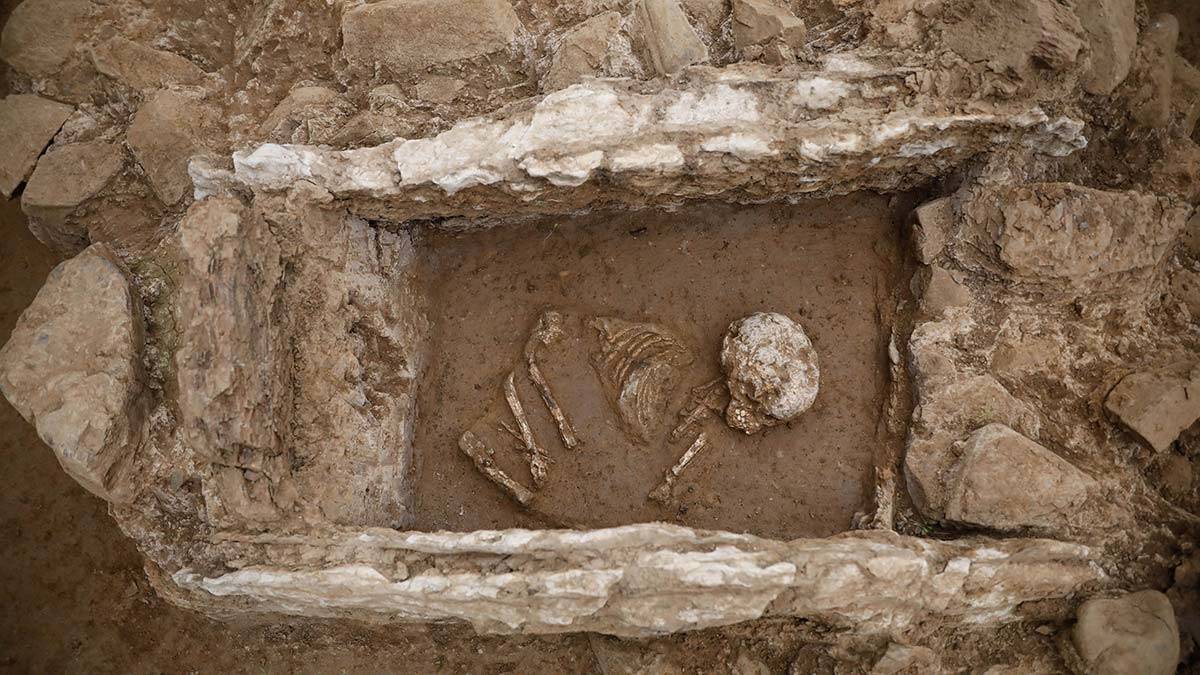 Beşiktaş'ta arkeolojik kazılar geçmişe ışık tutuyor