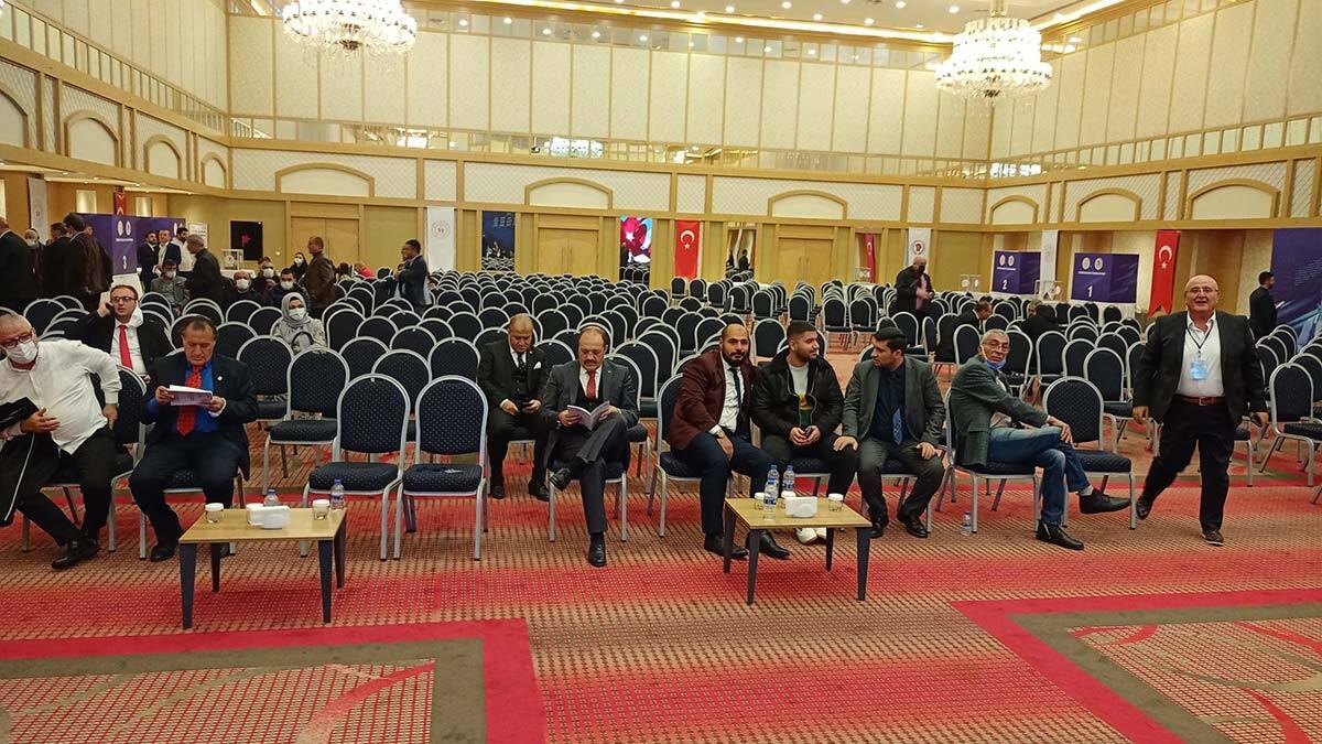 Tek aday olarak seçime giren mevcut başkan Eyüp Gözgeç tekrar başkan seçildi