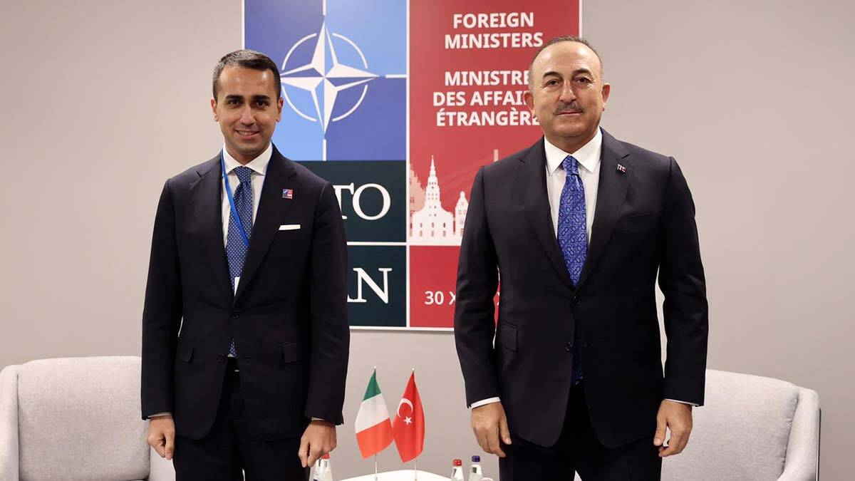 Çavuşoğlu NATO ATTA Kongre Merkezine geldi