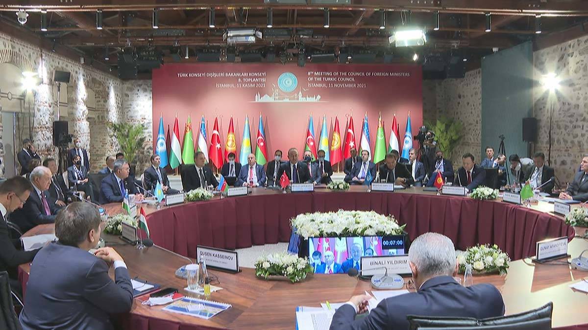 " İlk olarak bu yıl kardeş Türkmenistan'ın gözlemci olarak katılımıyla aile fotoğrafımızı tamamlıyoruz "