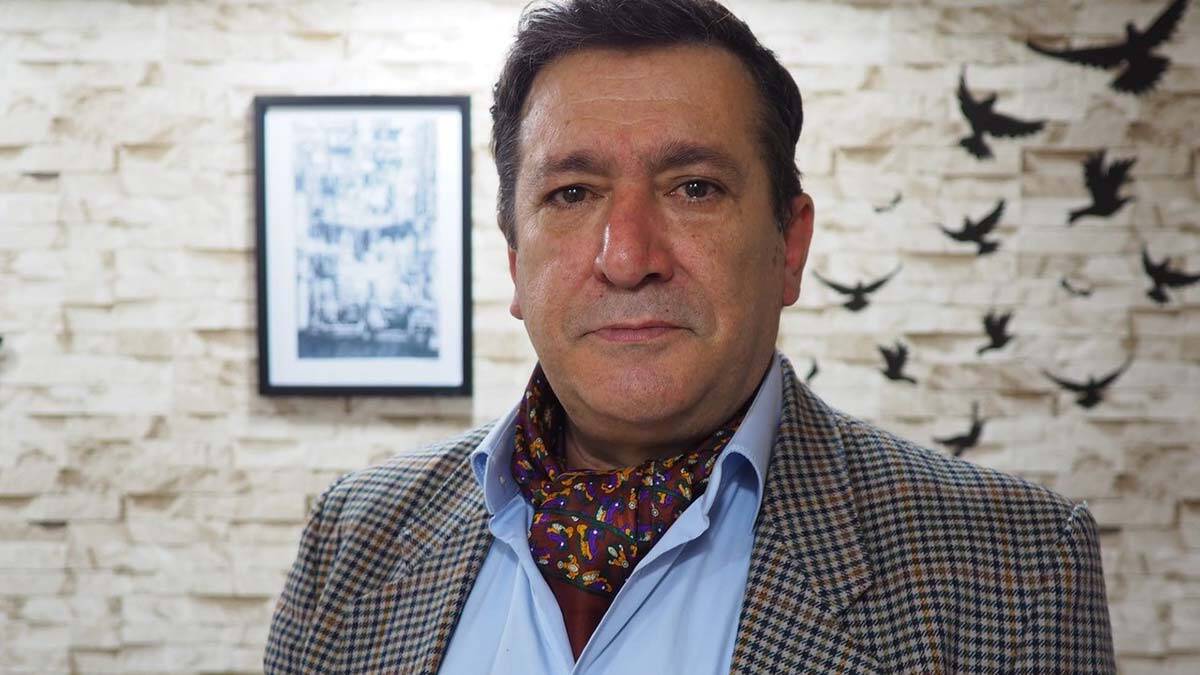 Ceza Avukatı 30 yıllık meslek hayatını kitaba taşıdı