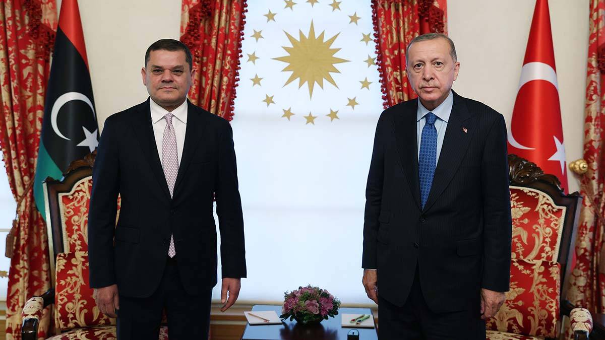 Cumhurbaşkanlığı Dolmabahçe Çalışma Ofisi'ndeki kabul basına kapalı olarak gerçekleşti