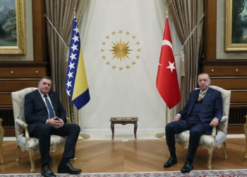Cumhurbaşkanı Milorad Dodik ile bir araya geldi
