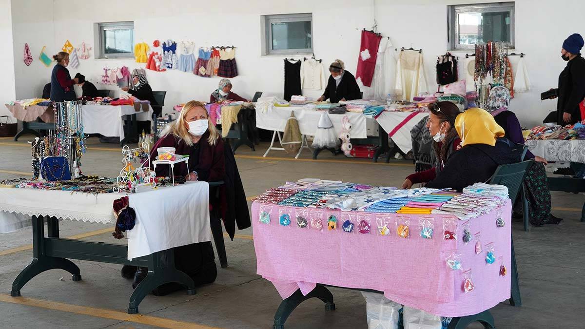 Üretilen Kadınlar Pazarında satışlar memnun etti
