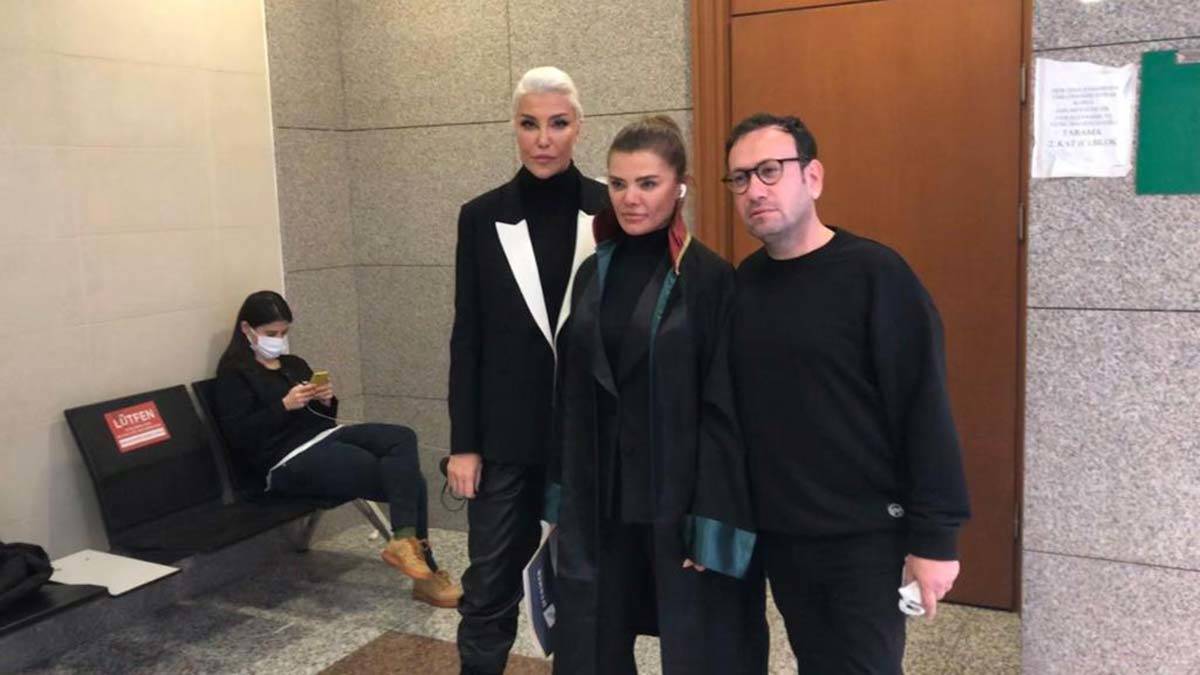 " Kanser hastası olduğunu bildiği annemin, teyzemin ve anneannemin biran önce gebermesini söyledi "