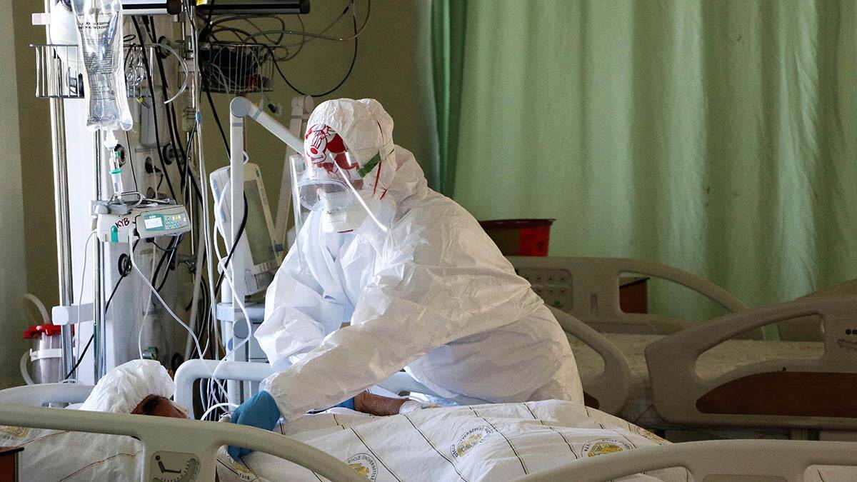 " Dün Sağlık Bakanı Fahrettin Koca'nın belirttiği gibi bir an önce Diyarbakır'a ve bölgeye aşı çağrısında bulunuyoruz"