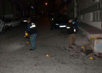 Dönerci dükkanında müşterilerle kavga: 1 ölü 5 yaralı