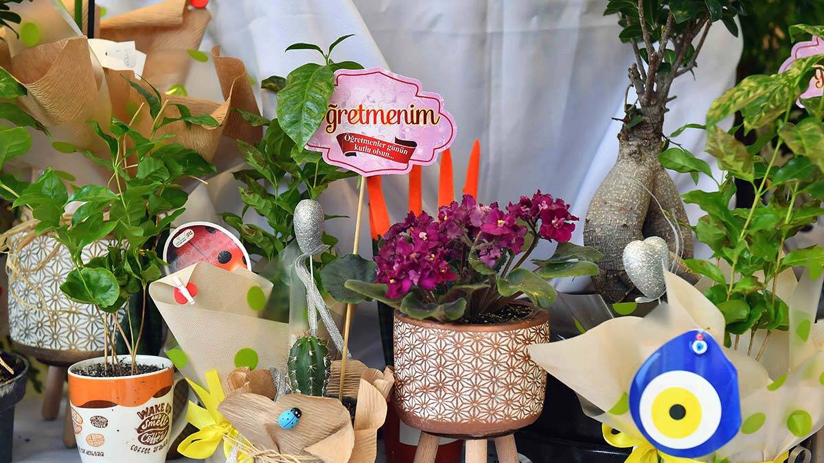 Büyükşehir öğretmenleri unutmadı