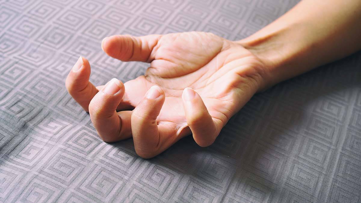 Epilepsi nöbetine dikkat: Sağ yatırılmalı