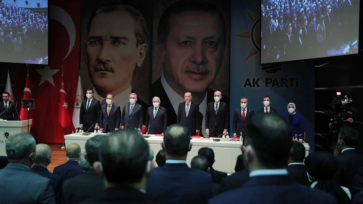 " biz bundan 10 yıl önce 2023 hedeflerimizi ilan ettiğimizde mevcut takvime göre seçim yılı 2024’tü fakat ilginçtir, hala 'erken seçim, erken seçim'. Olmayacak erken seçim, Haziran 2023"