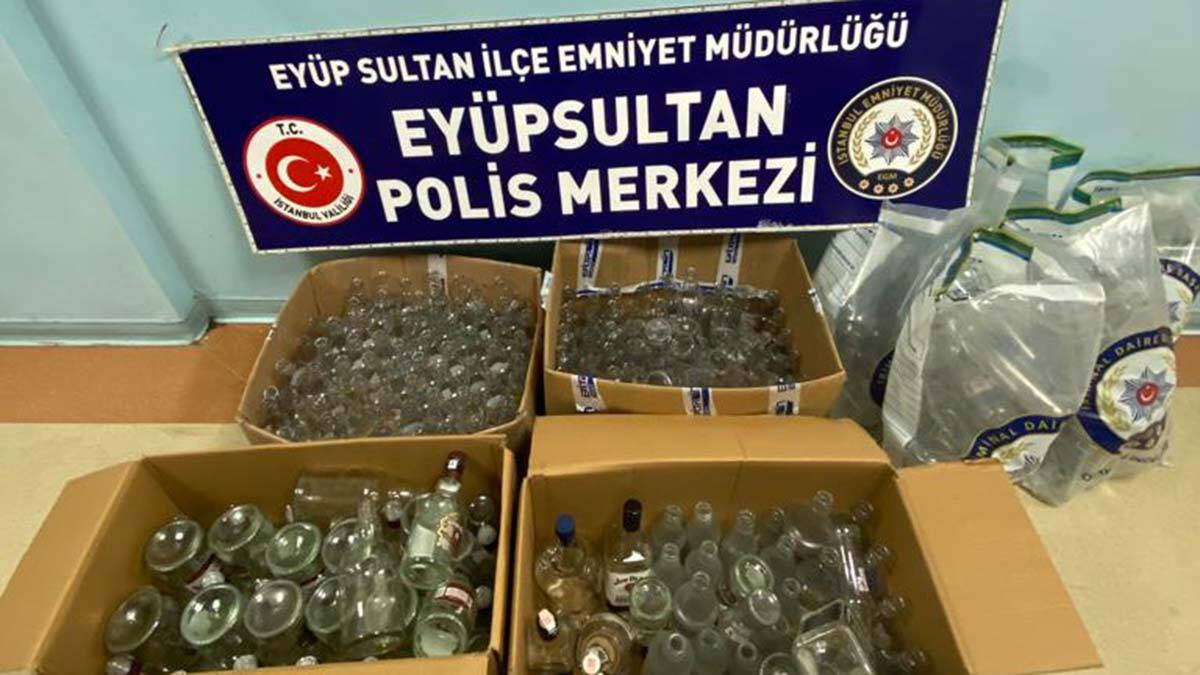 282 adet farklı markalara ait boş şişe ile 23 adet farklı marka ve boyutlarda kaçak alkol ele geçirildi