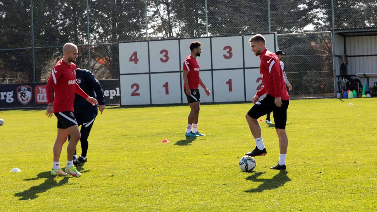 Gaziantep FK savunma oyuncusu: Başarabiliriz