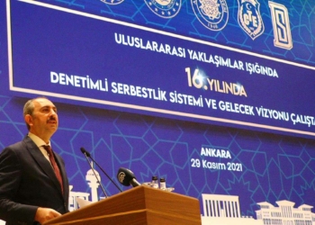 Gül: Adaletin hükmüne konu olan insan devlete emanet