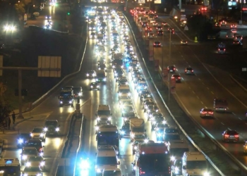 Haftanın ilk iş gününde trafik yoğunluğu yüzde 57