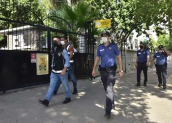 Huzurlu Sokaklar Uygulaması'nda 381 şüpheli yakalandı