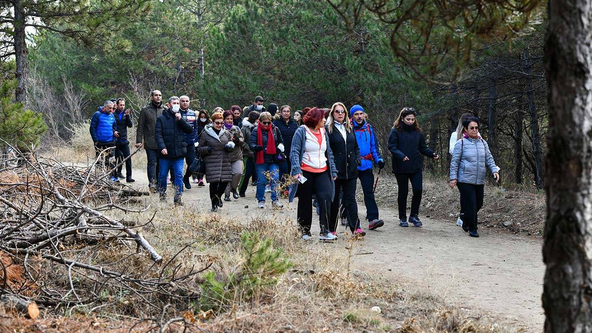 “25 Kasım Kadına Yönelik Şiddete Karşı Uluslararası Mücadele Günü” haftasında kadın muhtarlar şiddete karşı yürüdü.