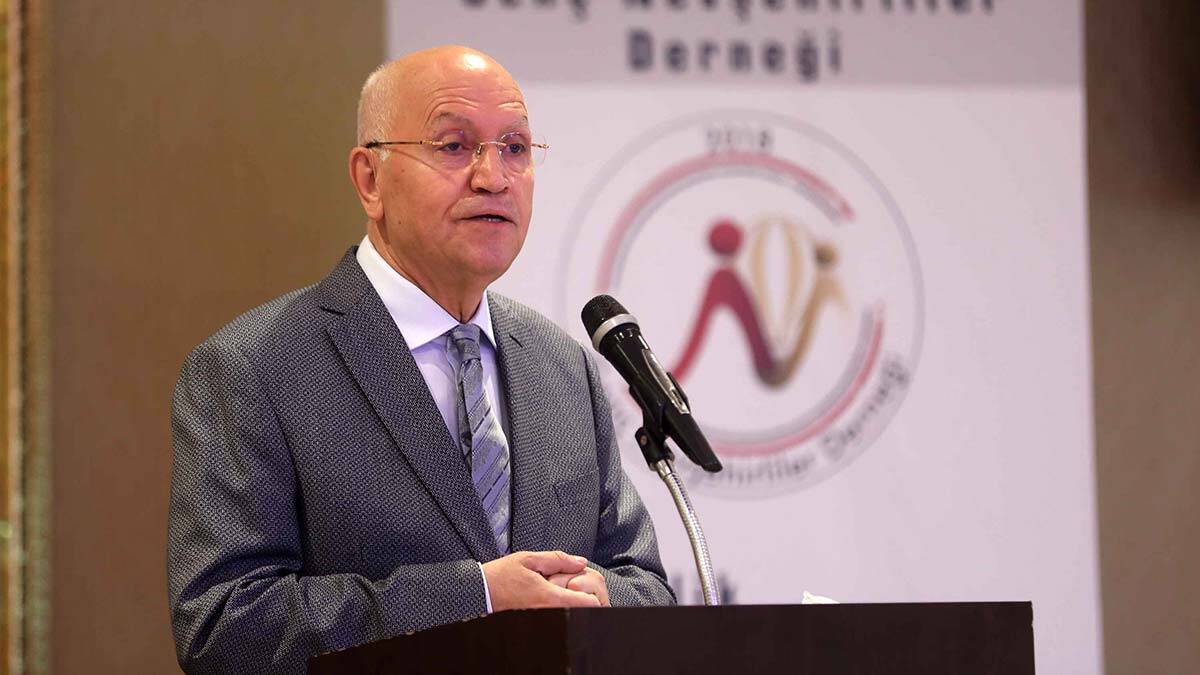 Başkan Yaşar öğrencilerle buluştu