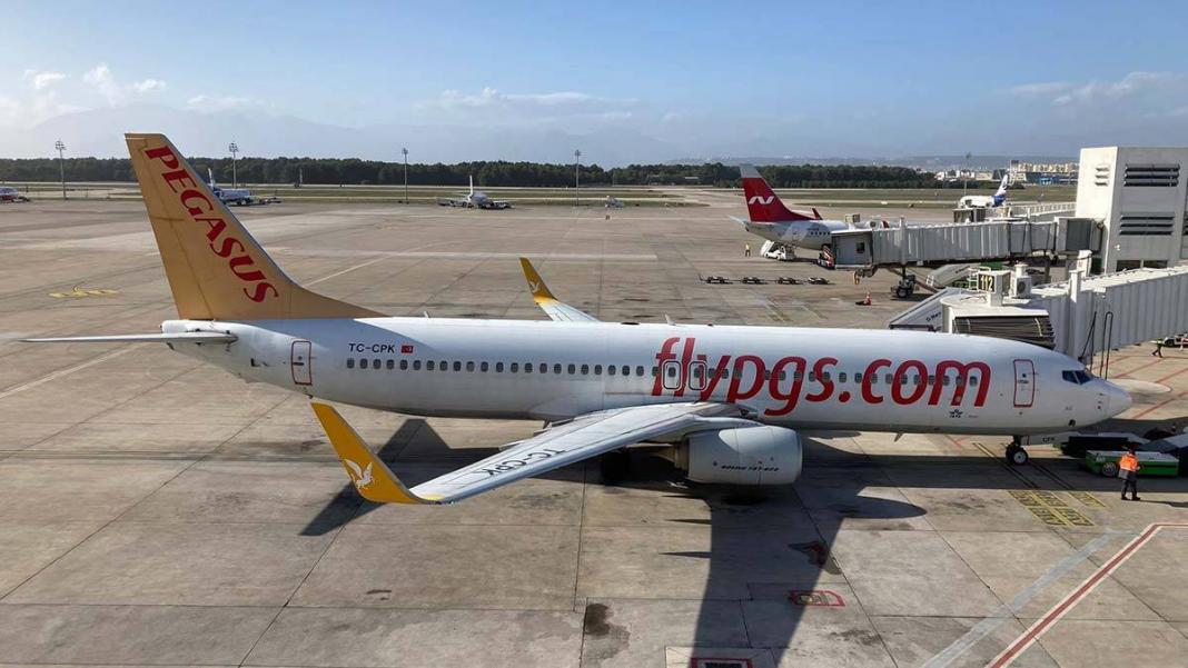 İstanbul uçakları Antalya Havalimanı'na indi