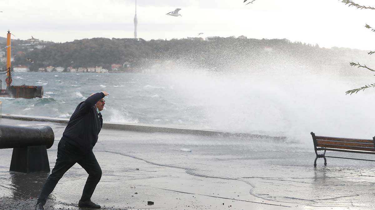 " Kamu kurumlarında çalışan engelli ve hamile personelin izinli sayılacağı belirtildi"