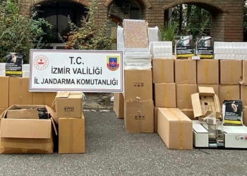 İzmir ve Manisa'da kaçak tütüne eş zamanlı baskın