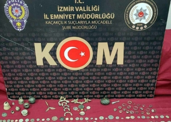 İzmir'de 632 parça tarihi eser ele geçirildi