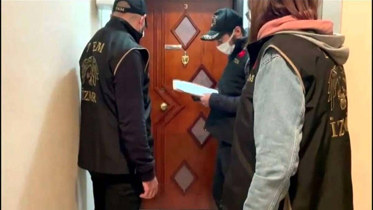 İzmir'de FETÖ'den gözaltına alınan 25 kişi serbest