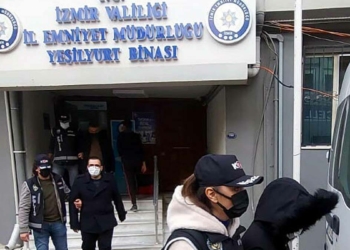 İzmir'de son 2 yılda FETÖ'den 1525 şüpheli tutuklandı