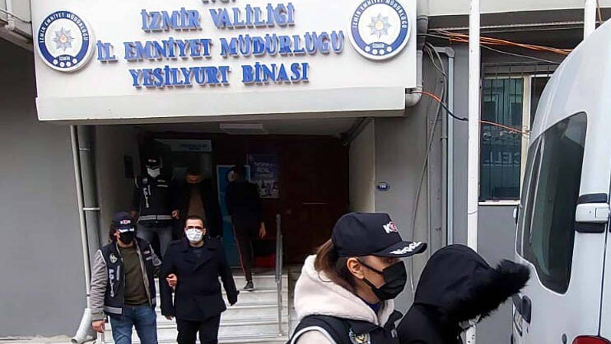 İzmir'de son 2 yılda FETÖ'den 1525 şüpheli tutuklandı