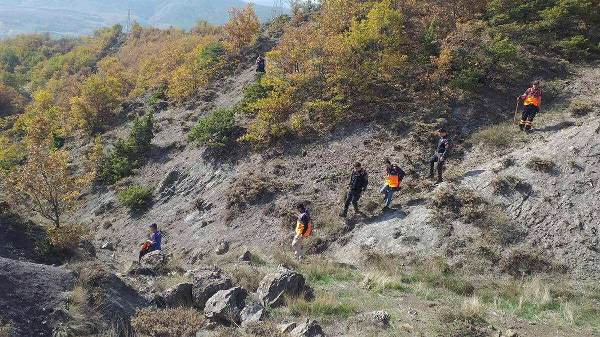 İzne ayrıldıktan sonra haber alınmayan polis aranıyor