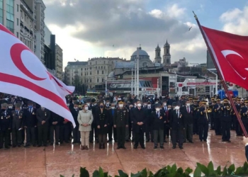 KKTC'nin kuruluşu Taksim Meydanı'nda kutlandı
