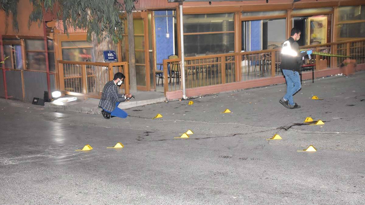 Kahvehanede silahlı kavga: 1 ölü 4 yaralı