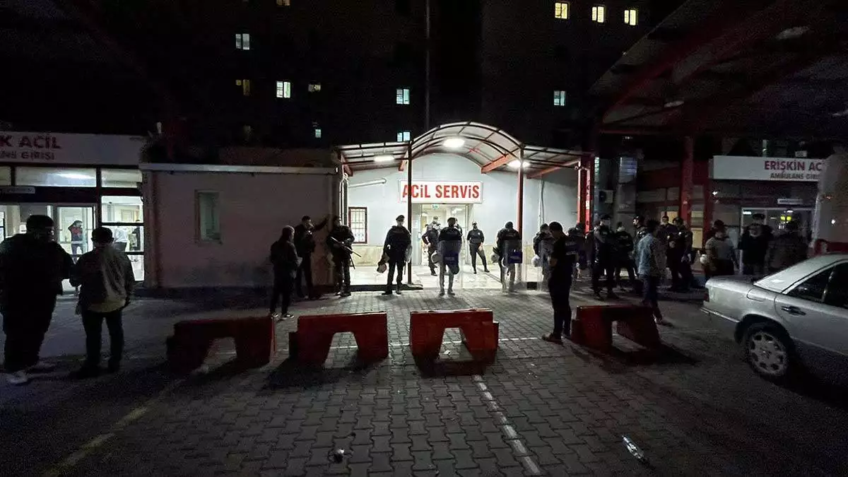 Polis ekipleri geniş çaplı soruşturma başlattı.