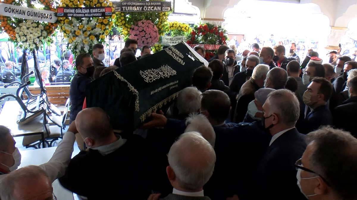 " Ramazan çok değerli bir sanatçımızdı, o bir çınardı "