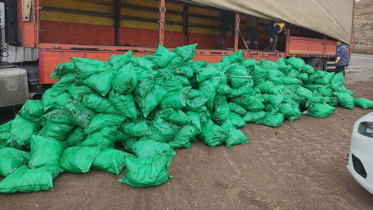 Kayseri'de 12 ton kaçak kömür ele geçirildi