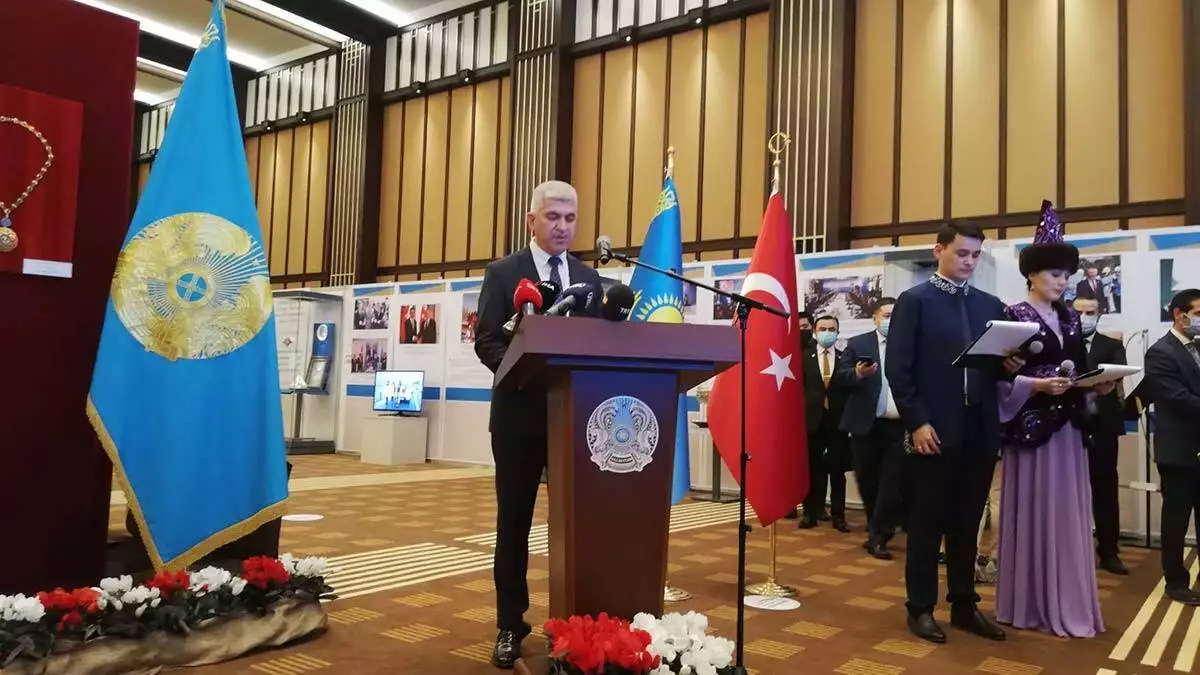 " türk dünyasının birliği, dirliği ve kazakistan'ın yükselmesi için feraset, irade ve fırsat versin "