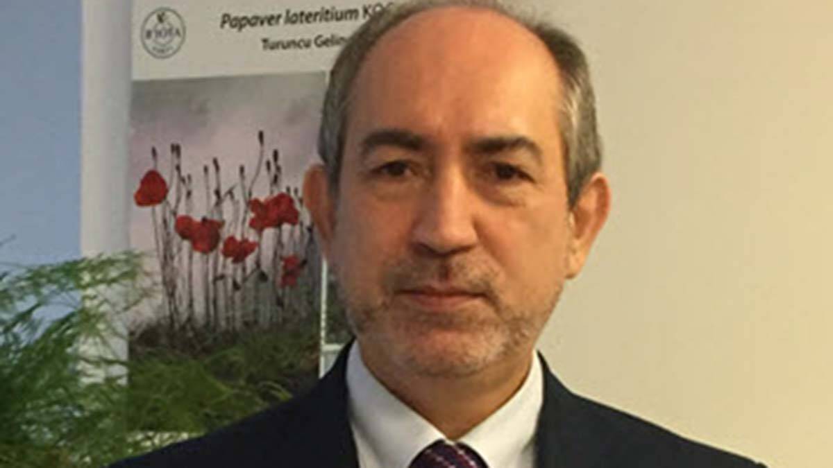 " Teste katılan gönüllülere, şikayetlerine özel olarak hazırlanmış bir şampuan verileceği belirtildi"