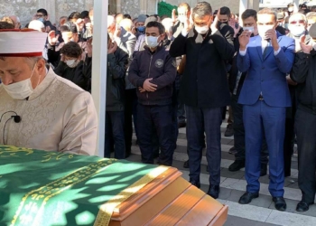 Kıbrıs gazisi Halil Taşkıran toprağa verildi