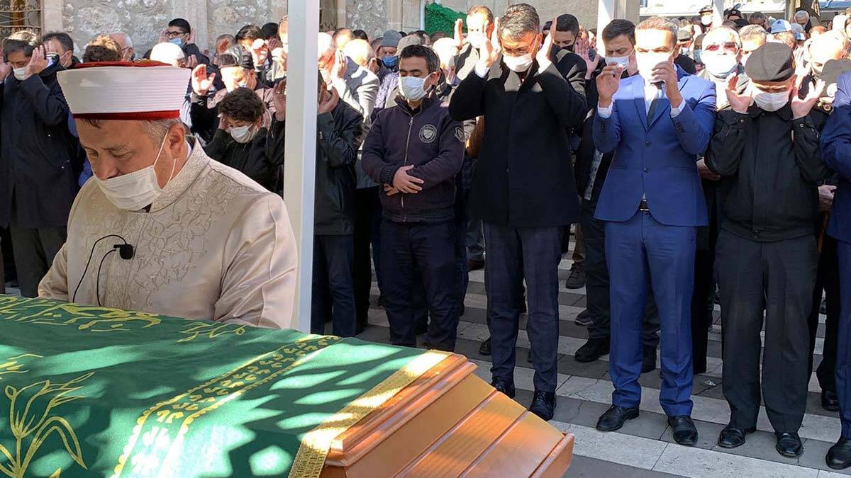 Kıbrıs gazisi Halil Taşkıran toprağa verildi