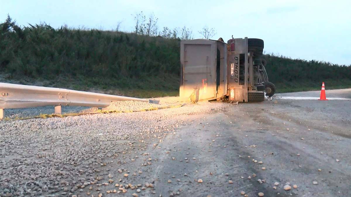 Jandarma ekipleri, yol üzerinde önlemi aldı