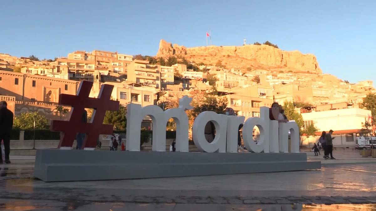 "Tüm sağlık kuruluşlarında, tüm hastanelerimizde, özel hastaneler dahil tüm Aile Sağlığı merkezlerinde, gezici sağlık hizmetleri sunuyoruz"