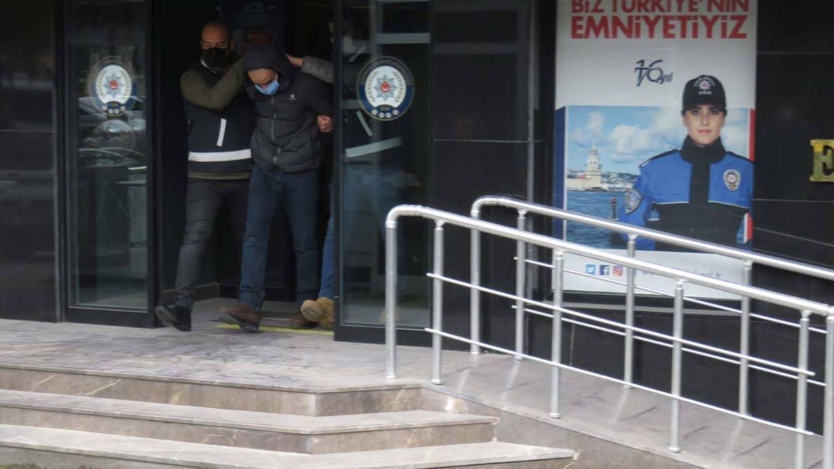 Metroda kadına bıçakla saldıran adliyeye sevk edildi