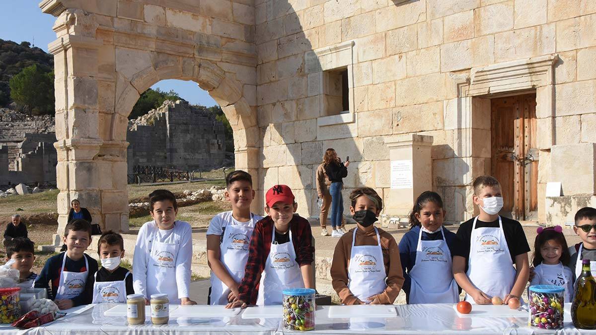 Minik Şeflerle Gastronomi Kültür ve Sanat Festivali