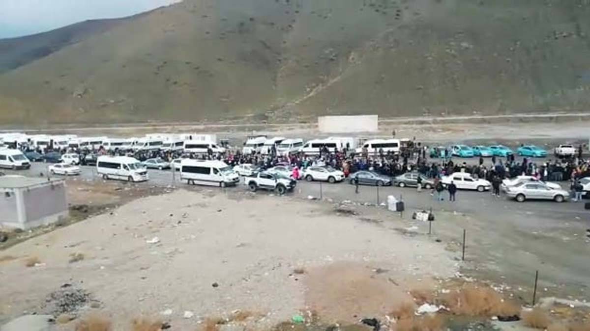 Muhteşem Cuma için Van'a gelen turistle dönüyor