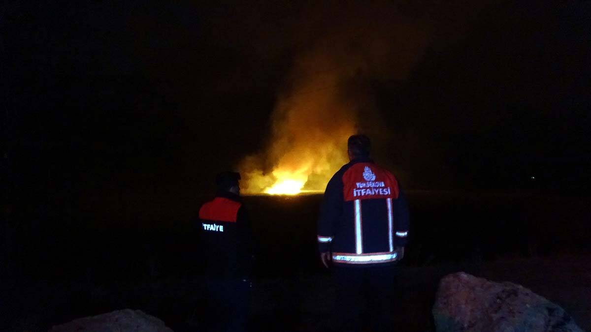 Nehil Sazlığı'nda yangın tekrar başladı