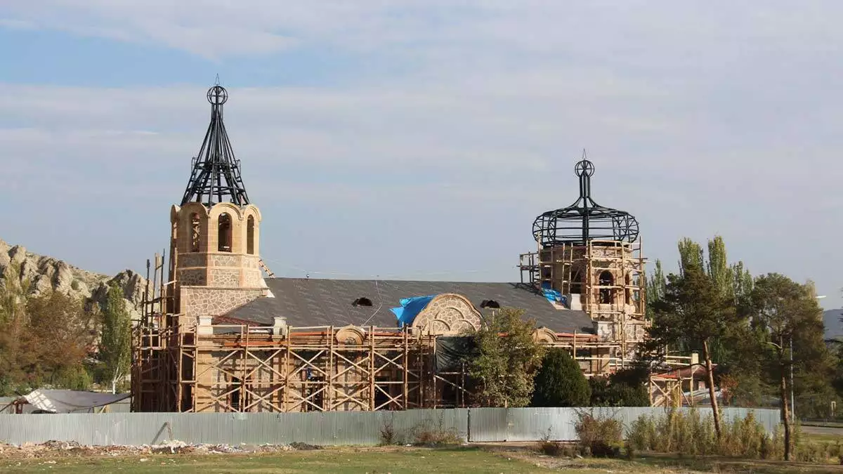 Osmanlı-rus harbi sonrasına ait kilise onarıma alındı